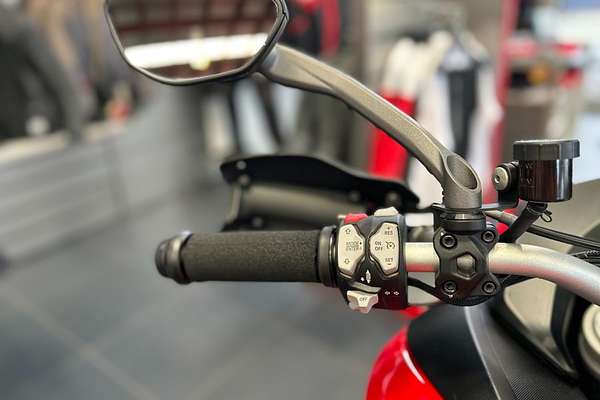 2023 Ducati MULTISTRADA V2S TRAVEL