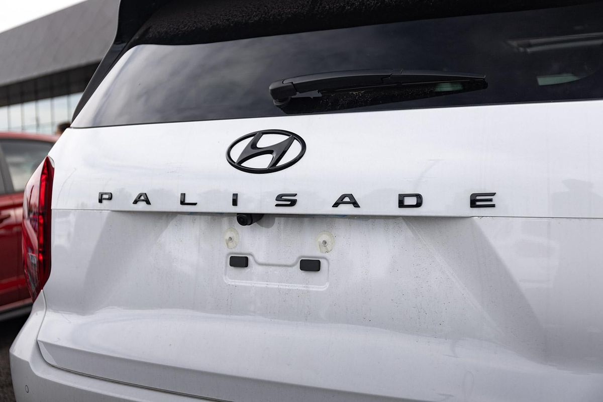 2024 Hyundai Palisade Calligraphy Black Ink LX2.V5