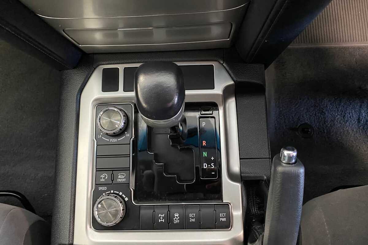 2016 Toyota LANDCRUISER GXL VDJ200R