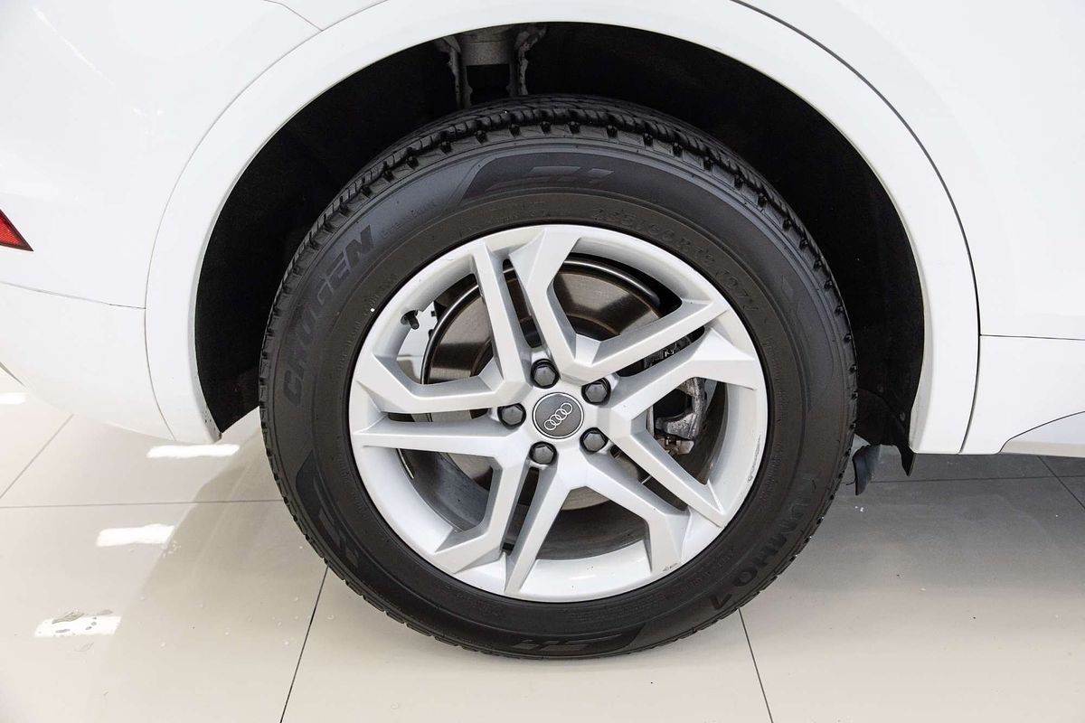 2019 Audi Q5 45 TFSI sport FY