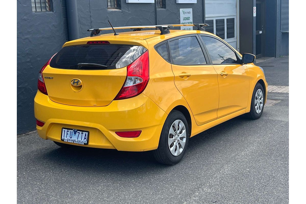 2015 Hyundai Accent Active RB2