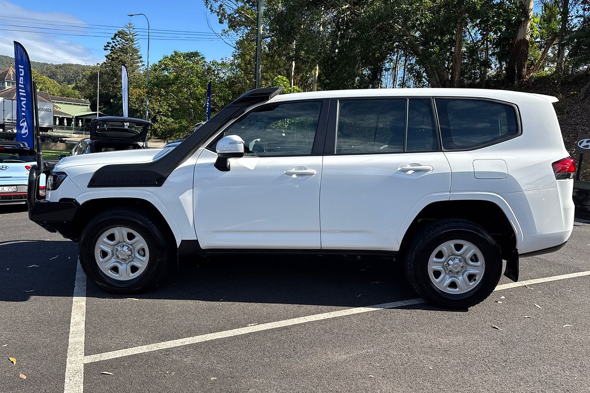 2023 Toyota Landcruiser GX FJA300R