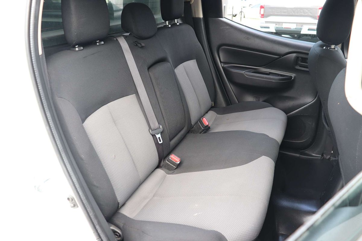 2021 Mitsubishi Triton GLX MR 4X4