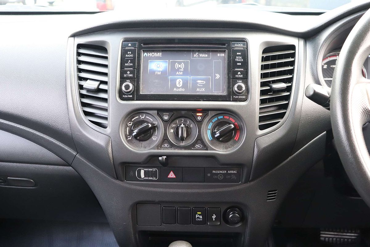 2021 Mitsubishi Triton GLX MR 4X4