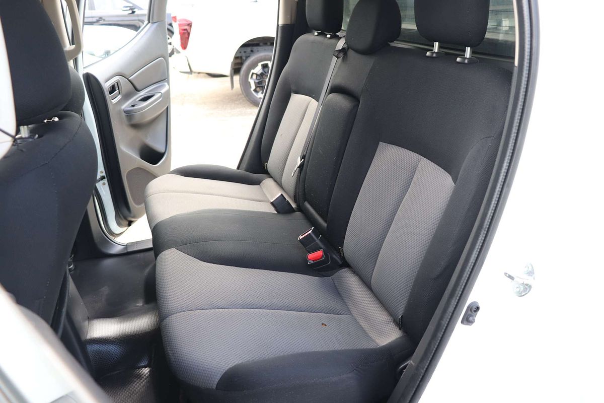 2021 Mitsubishi Triton GLX MR 4X4