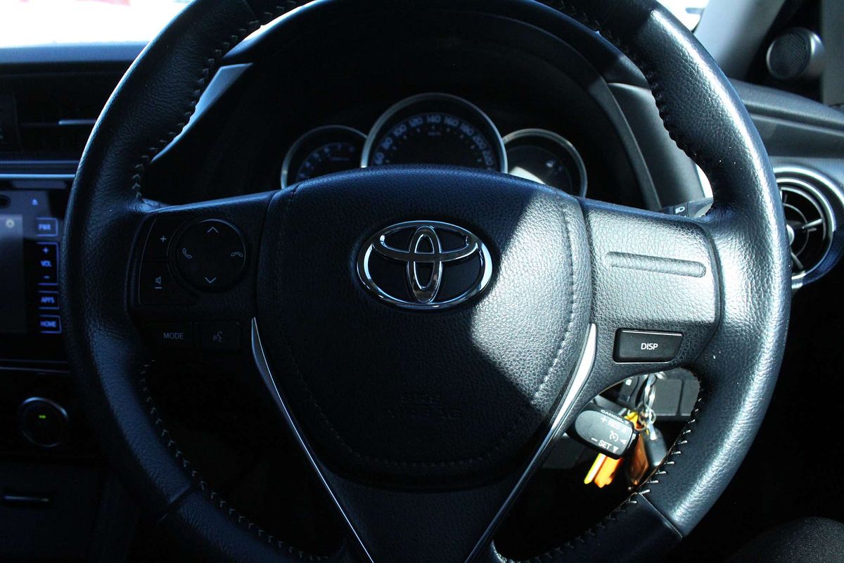 2017 Toyota Corolla Ascent Sport ZRE182R