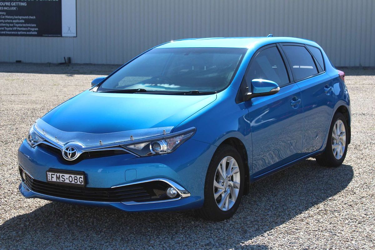 2017 Toyota Corolla Ascent Sport ZRE182R
