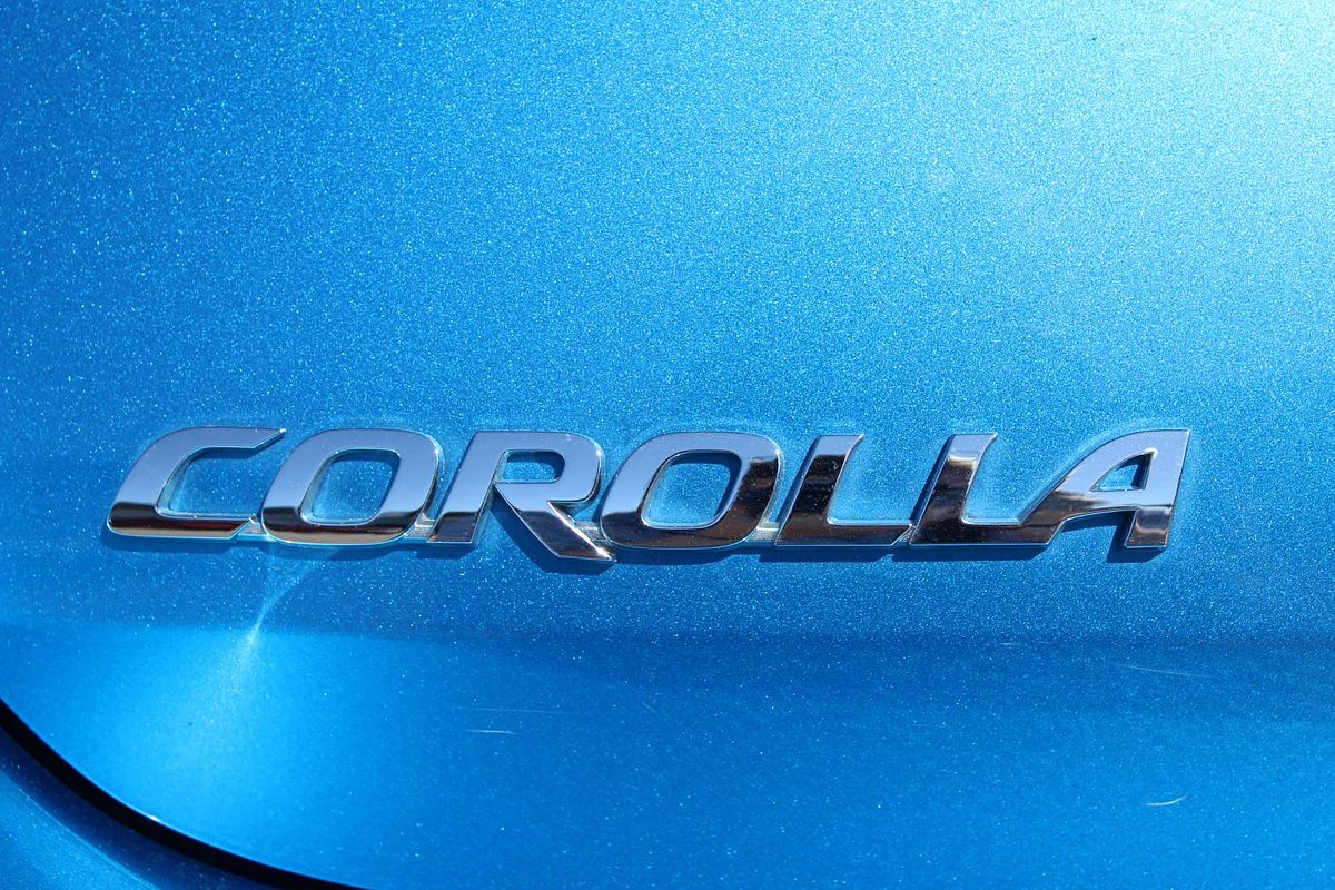 2017 Toyota Corolla Ascent Sport ZRE182R