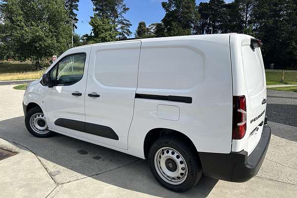 2024 Peugeot Partner Pro K9 LWB