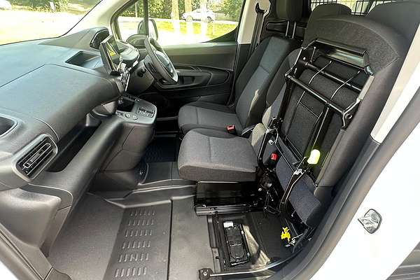 2024 Peugeot Partner Pro K9 LWB