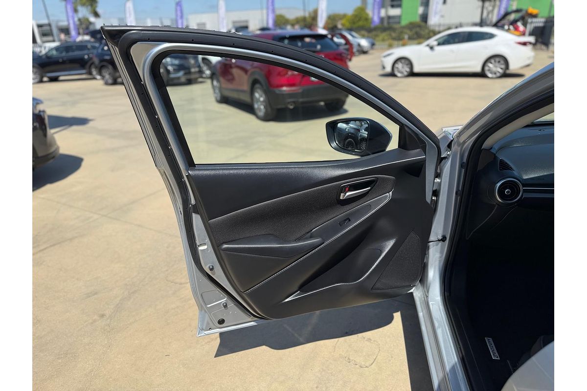 2022 Mazda 2 G15 Pure DJ Series