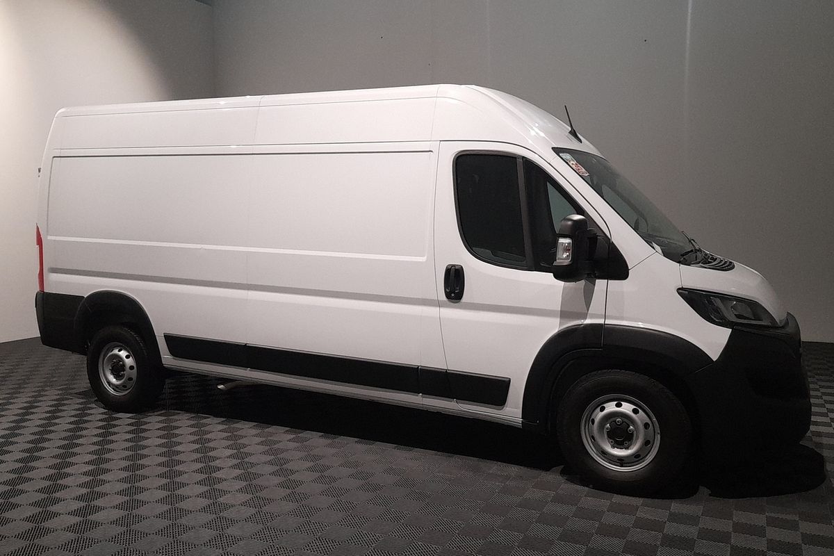 2023 Fiat Ducato Series 8 LWB