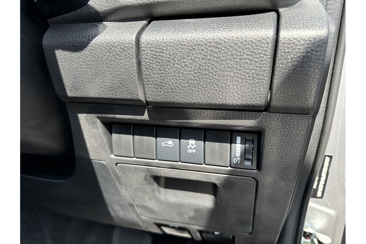 2024 Isuzu D-MAX X-TERRAIN 4X4