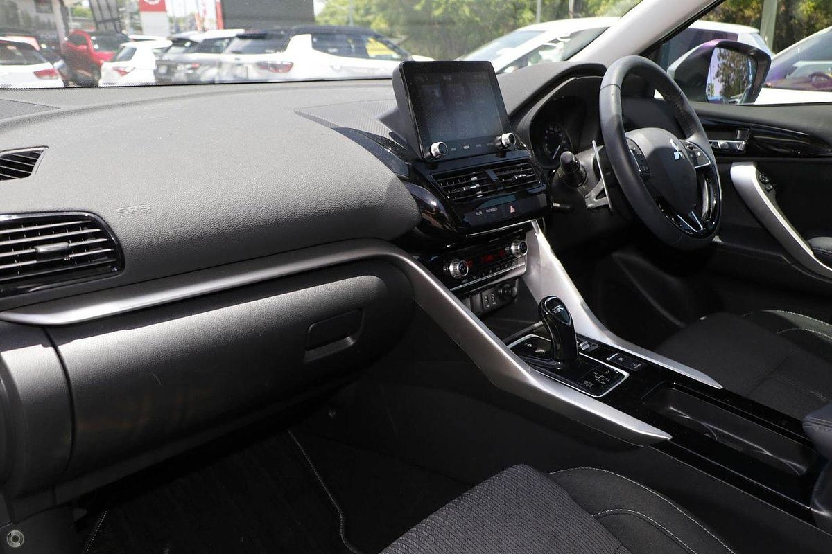 2024 Mitsubishi Eclipse Cross PHEV ES YB