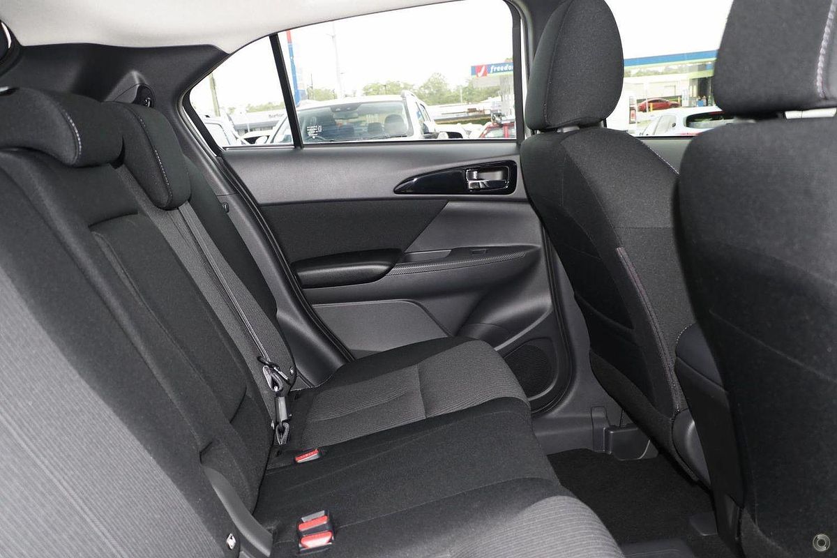 2024 Mitsubishi Eclipse Cross PHEV ES YB