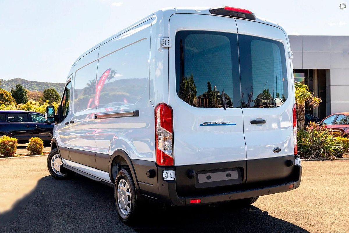2024 Ford E-Transit 420L VO