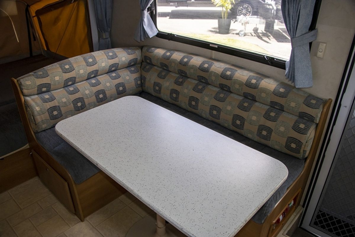2007 Jayco EXPANDA POP TOP 12.37-1