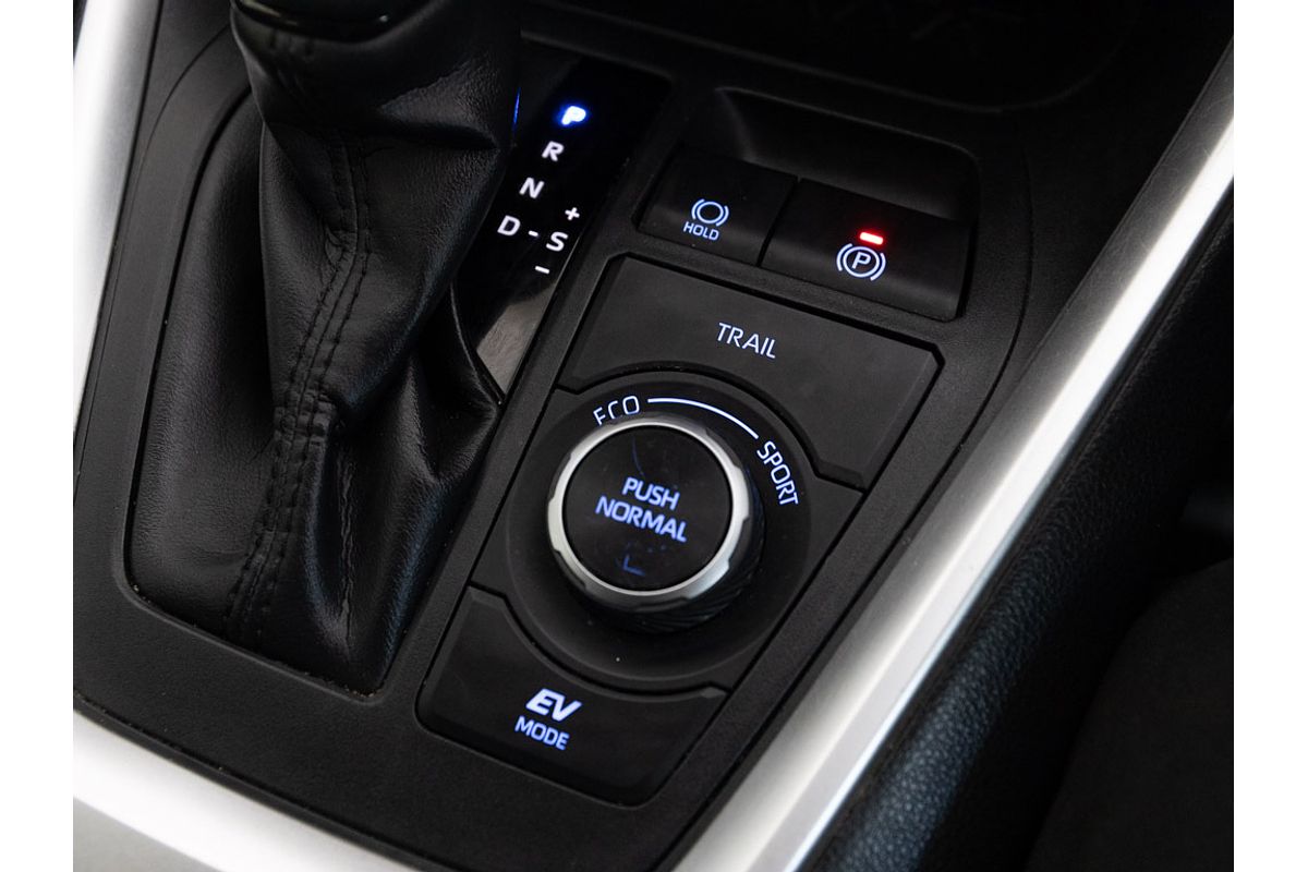 2020 Toyota RAV4 GX AXAH54R