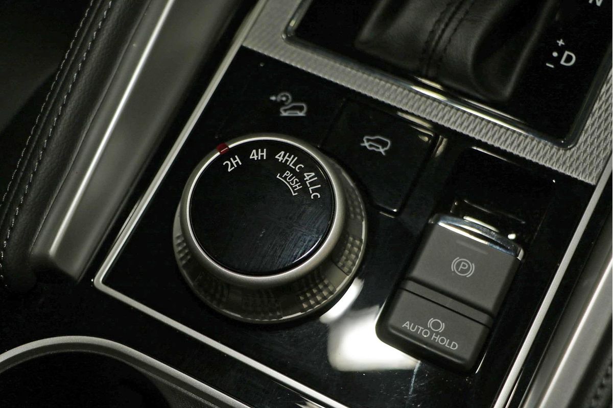 2024 Mitsubishi Pajero Sport Exceed QG