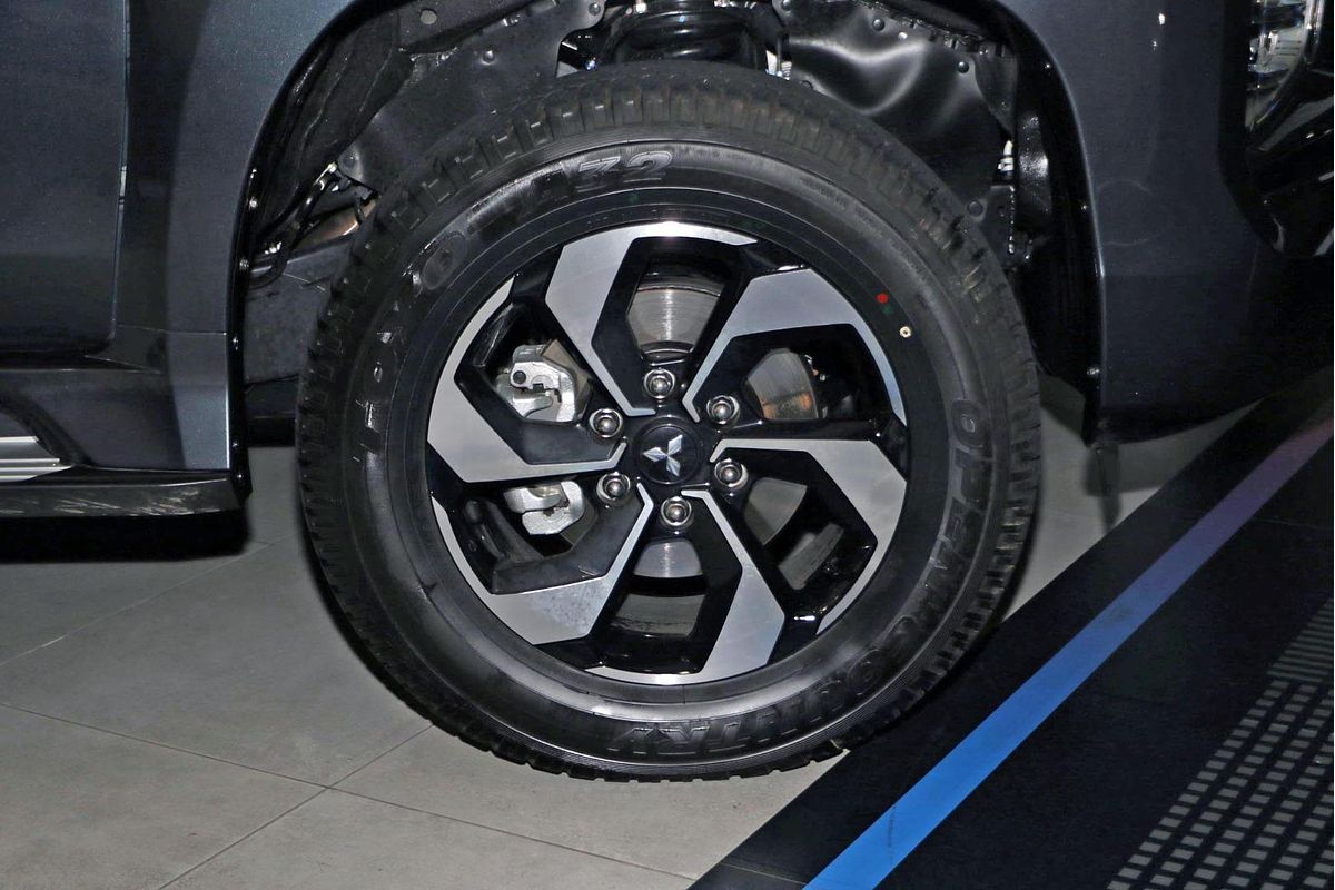 2024 Mitsubishi Pajero Sport Exceed QG