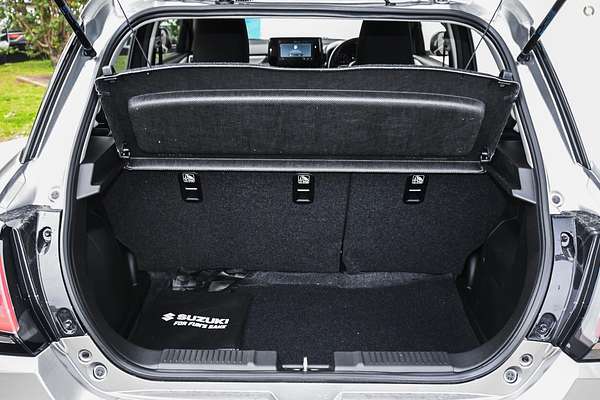 2024 Suzuki Swift Hybrid UZ