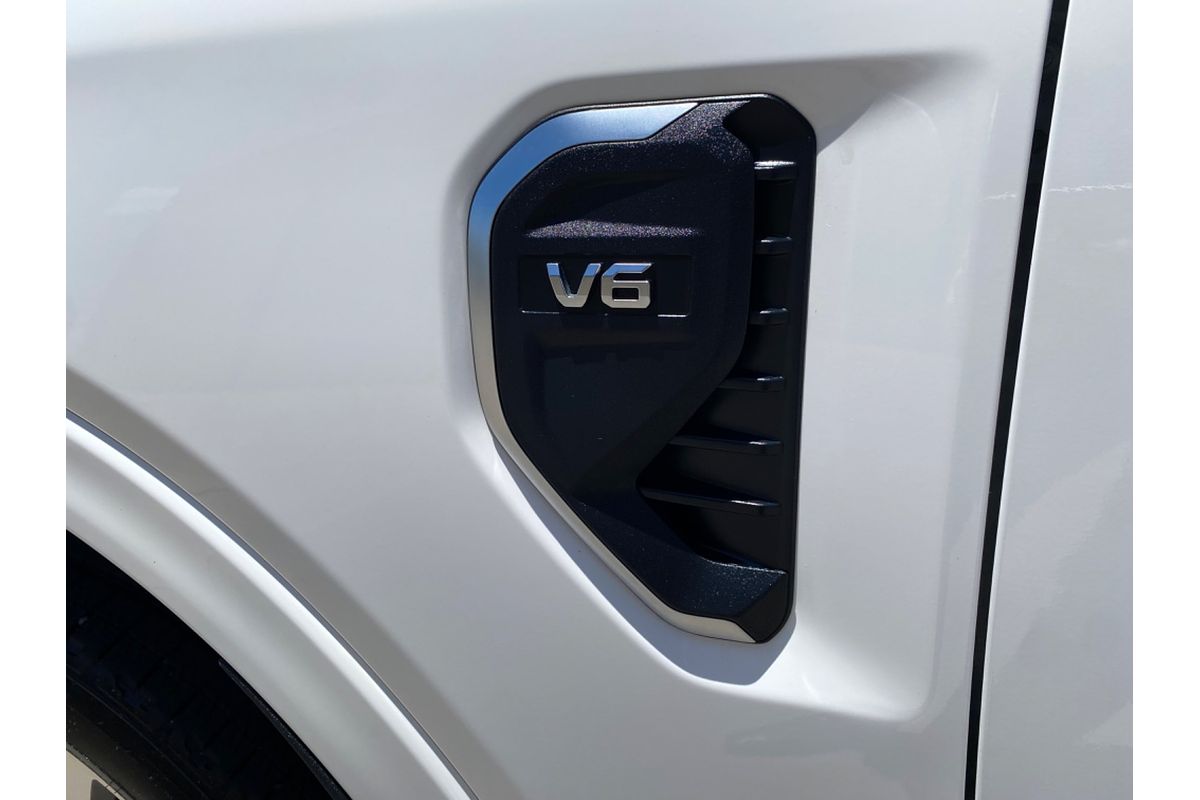 2023 Ford Everest Platinum
