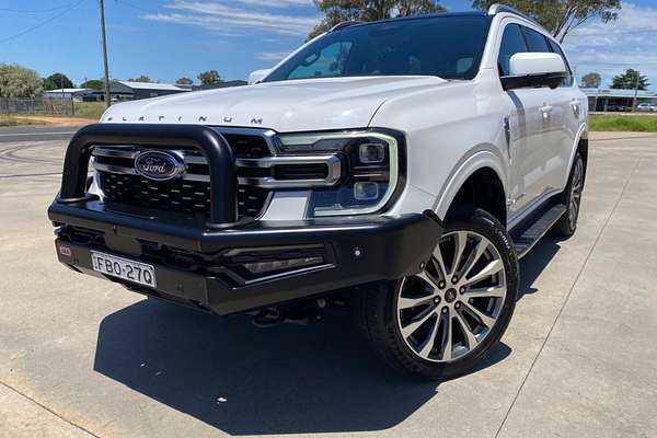 2023 Ford Everest Platinum