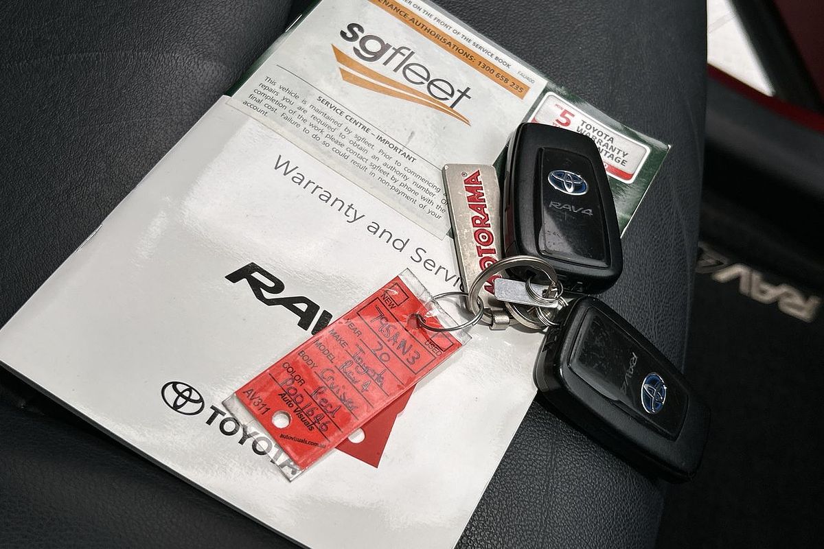 2020 Toyota RAV4 Cruiser AXAH54R