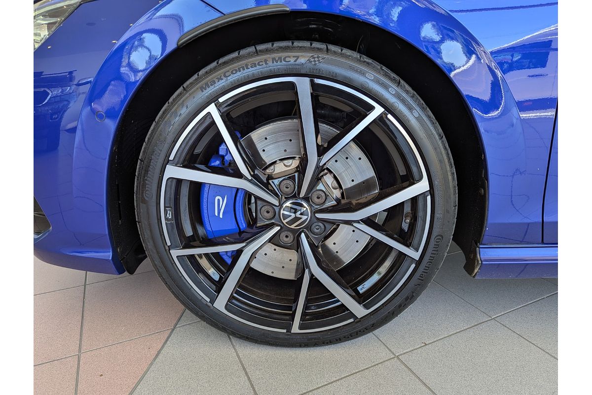 2022 Volkswagen Golf R 8