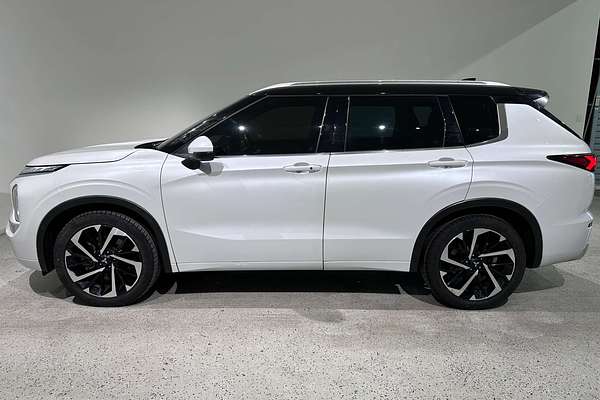 2022 Mitsubishi Outlander Exceed Tourer ZM