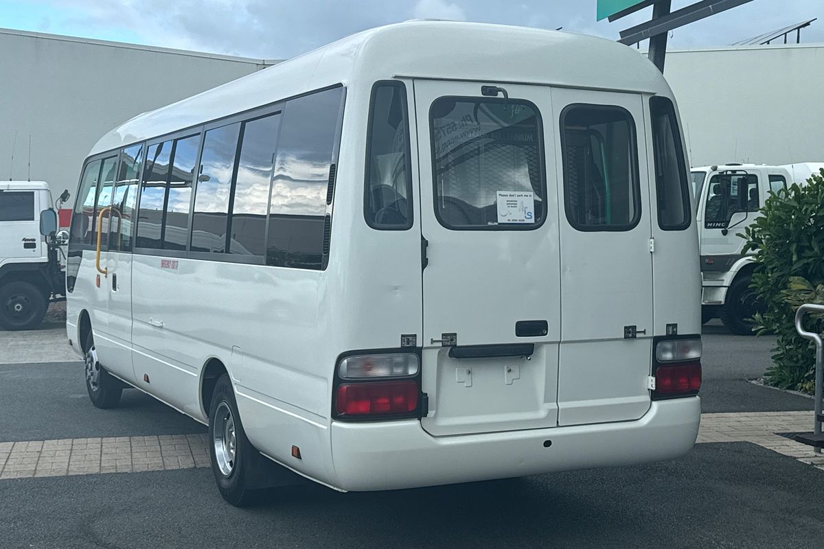 2013 Toyota Coaster Deluxe XZB50R