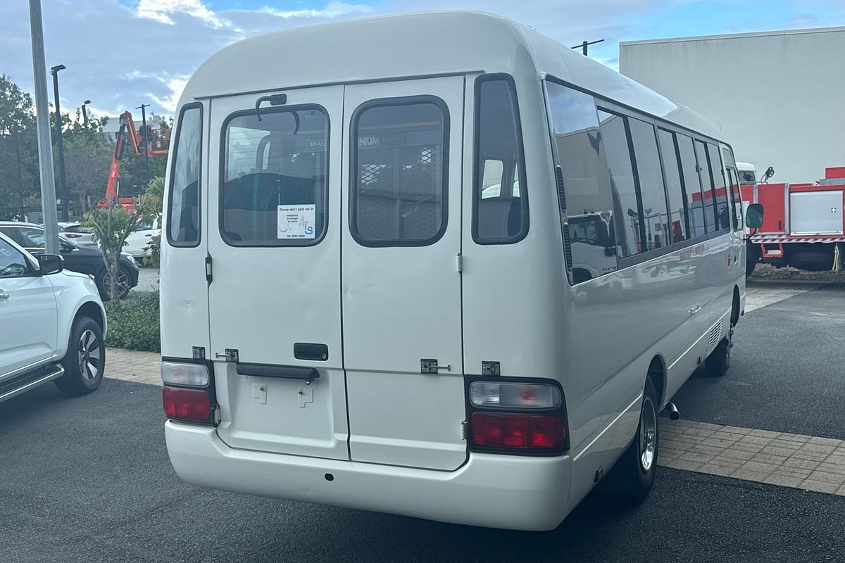 2013 Toyota Coaster Deluxe XZB50R