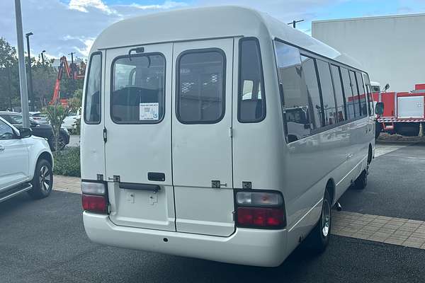 2013 Toyota Coaster Deluxe XZB50R