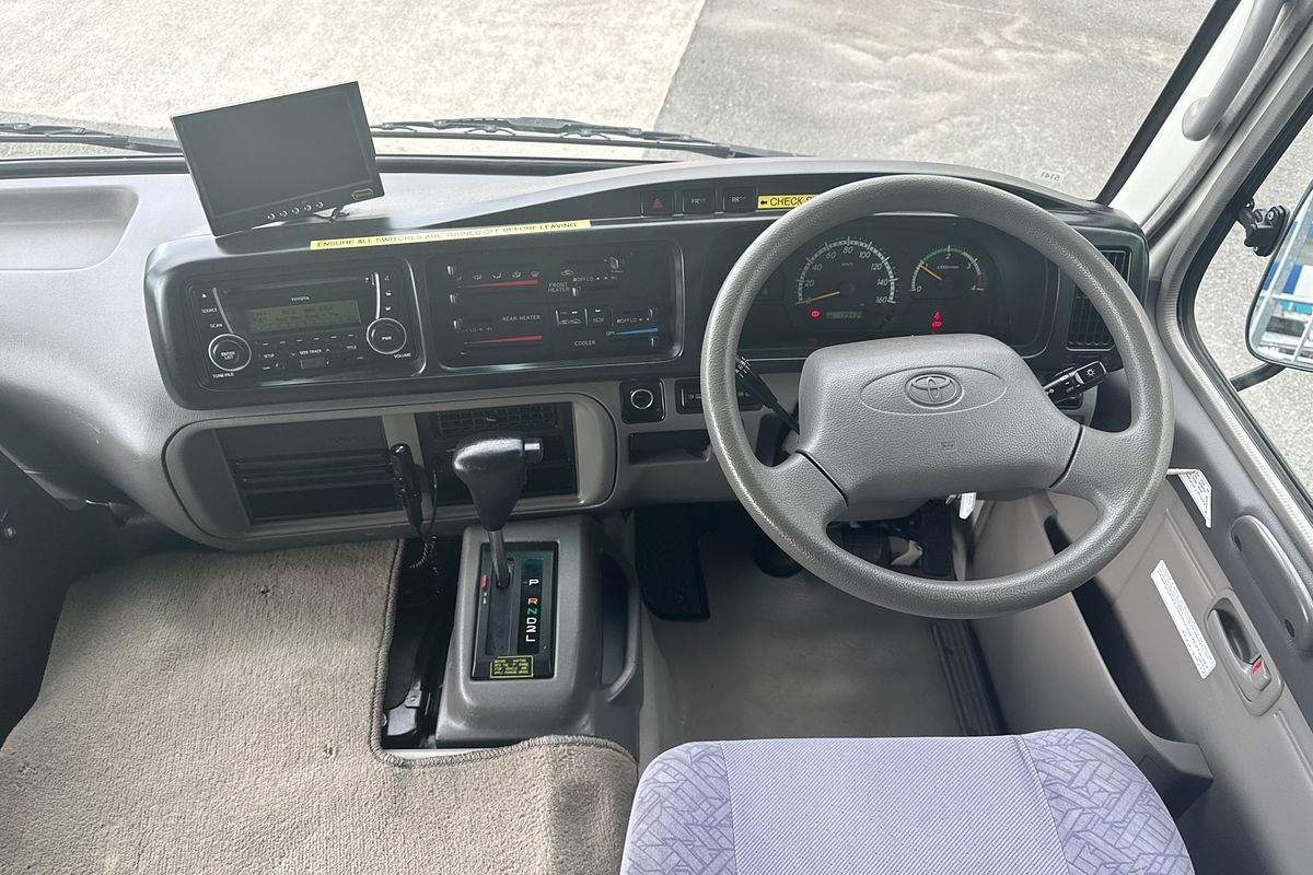 2013 Toyota Coaster Deluxe XZB50R