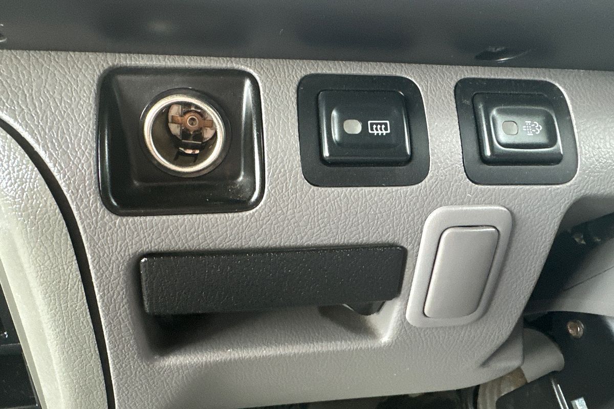 2013 Toyota Coaster Deluxe XZB50R