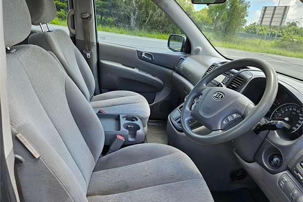 2012 Kia Grand Carnival Si VQ