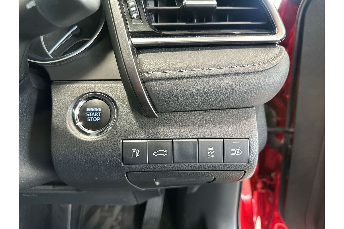 2018 Toyota Camry SX ASV70R