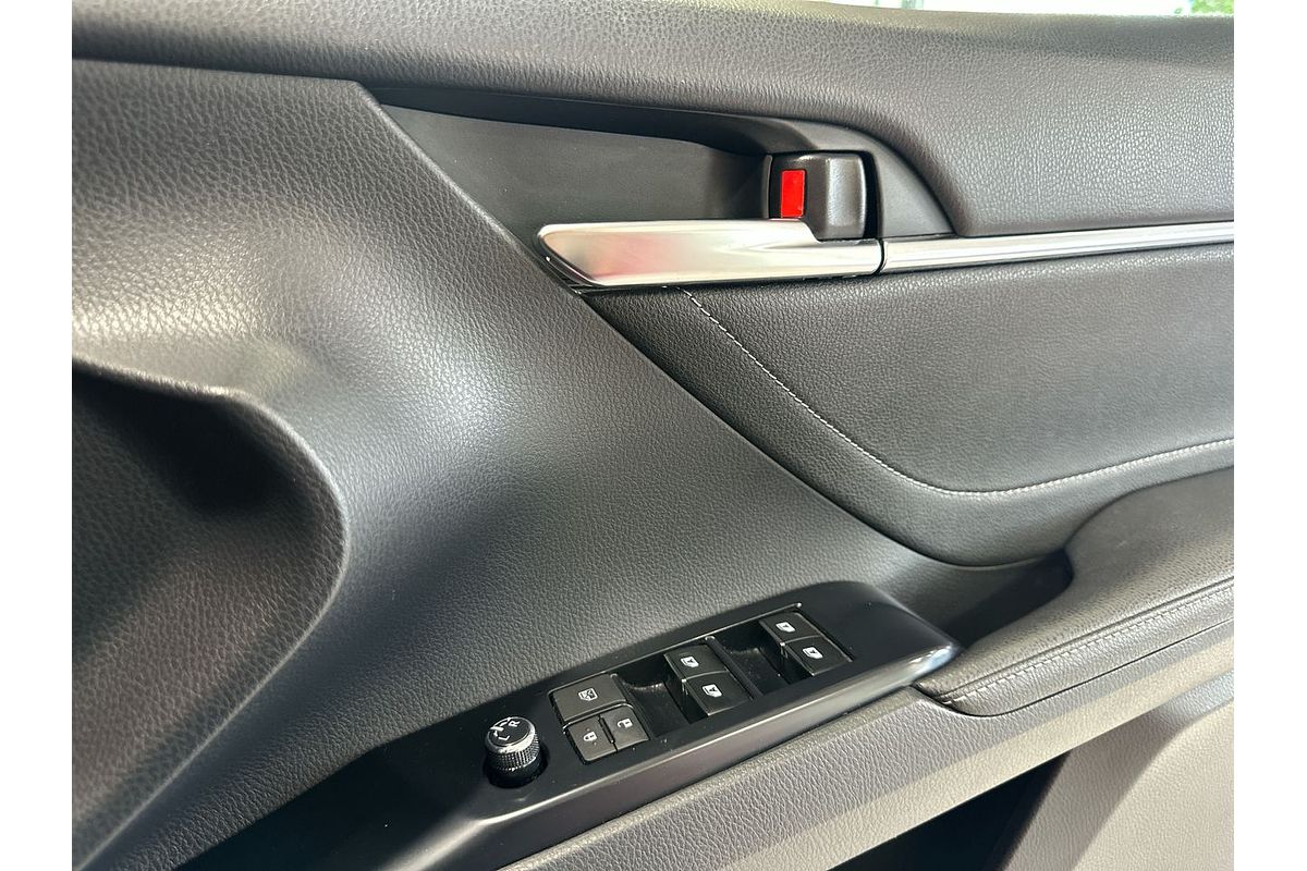 2018 Toyota Camry SX ASV70R