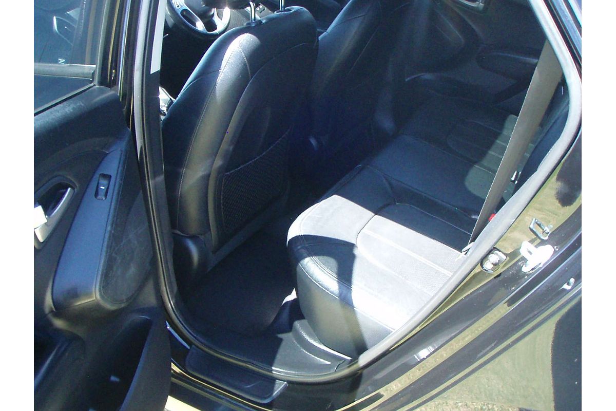 2011 Hyundai ix35 Highlander LM