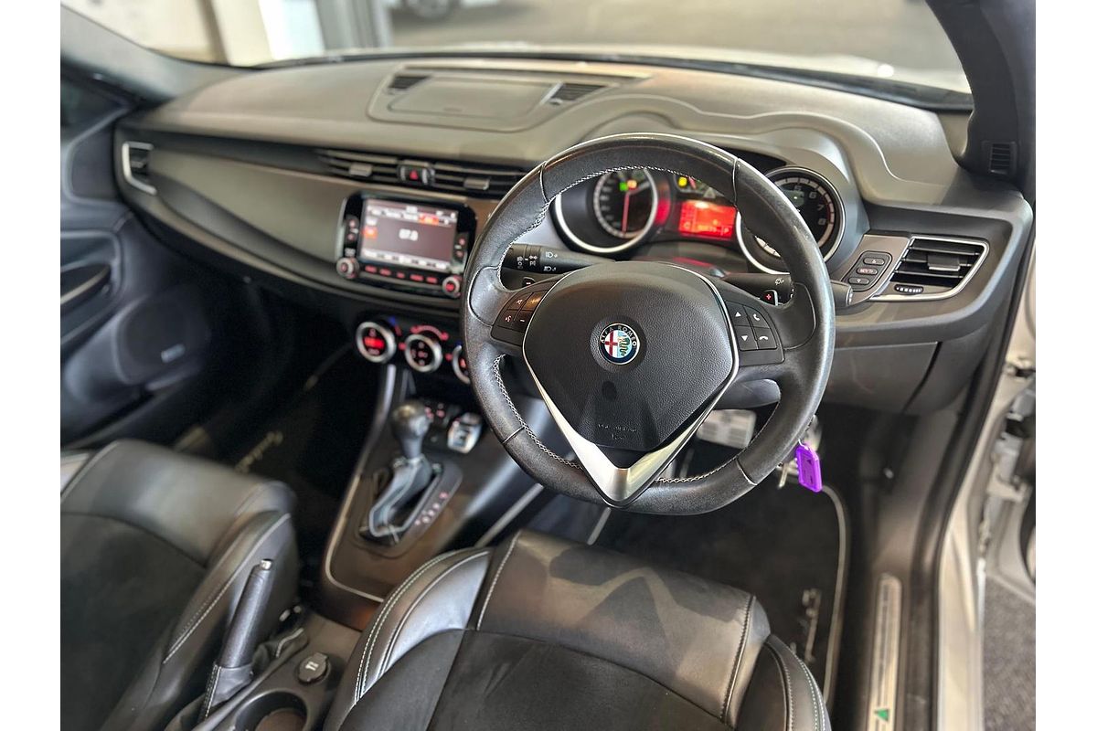 2015 Alfa Romeo Giulietta Quadrifoglio Verde Series 1