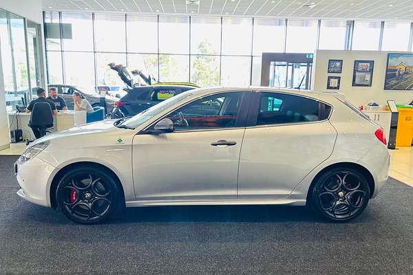 2015 Alfa Romeo Giulietta Quadrifoglio Verde Series 1