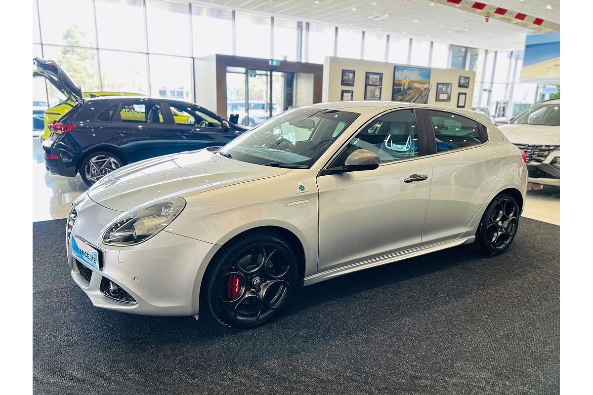 2015 Alfa Romeo Giulietta Quadrifoglio Verde Series 1