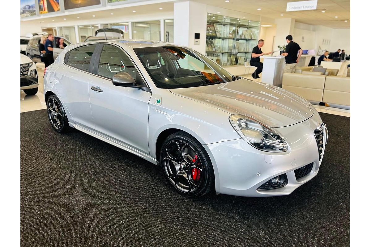 2015 Alfa Romeo Giulietta Quadrifoglio Verde Series 1