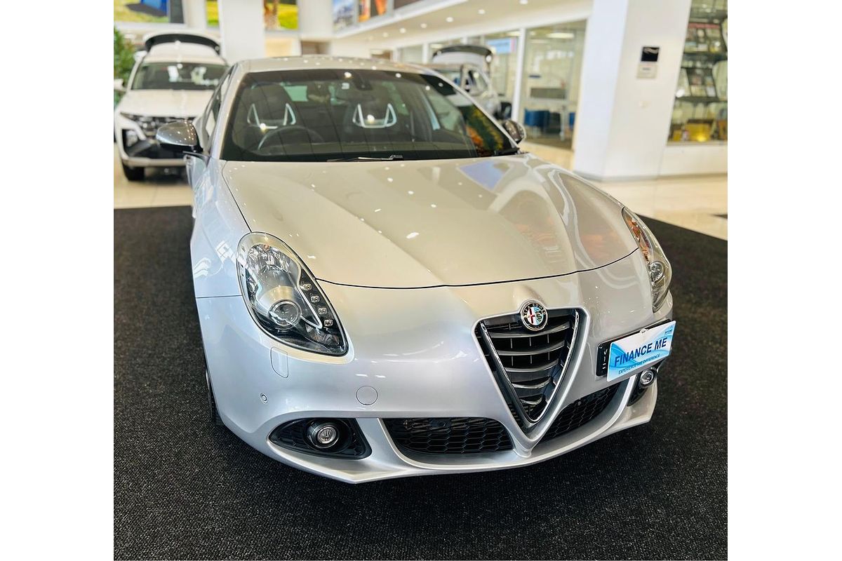 2015 Alfa Romeo Giulietta Quadrifoglio Verde Series 1