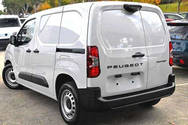 2024 Peugeot Partner Pro K9 SWB