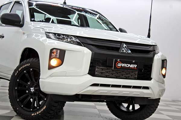 2020 Mitsubishi Triton GLX ADAS MR 4X4