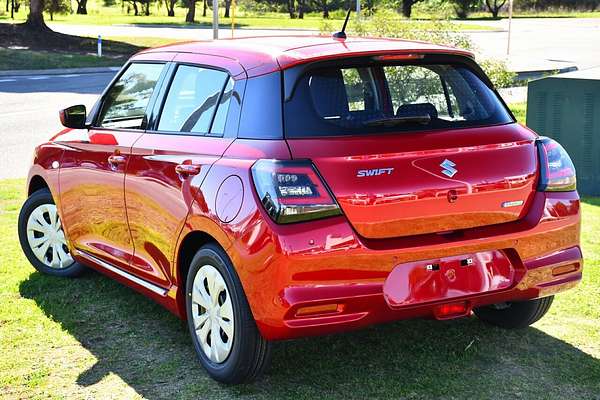 2024 Suzuki Swift Hybrid UZ