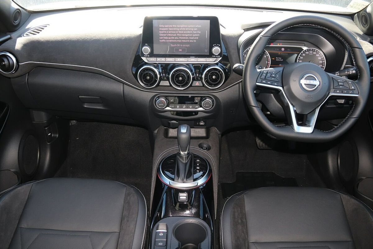 2023 Nissan JUKE ST-L F16