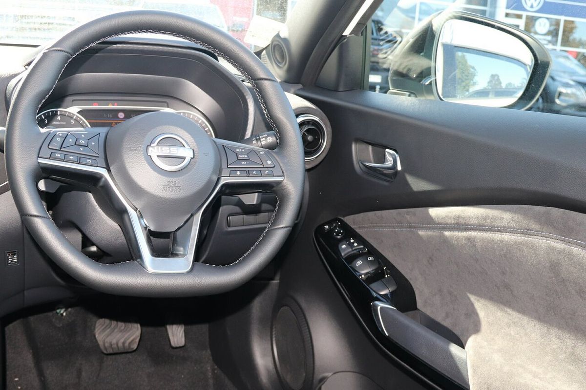 2023 Nissan JUKE ST-L F16