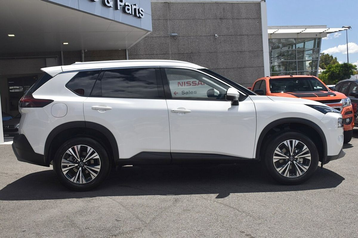 2024 Nissan X-TRAIL ST-L T33